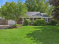 720 Checker Drive, Buffalo Grove, IL 60089 primary photo