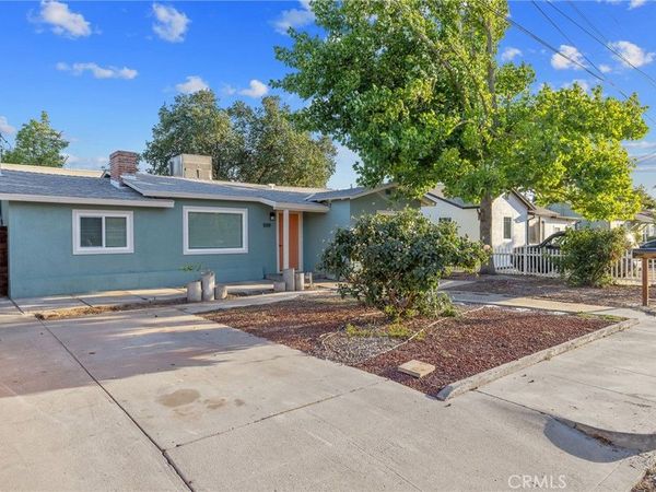 1019 E Laurel Avenue, Visalia, CA 93292