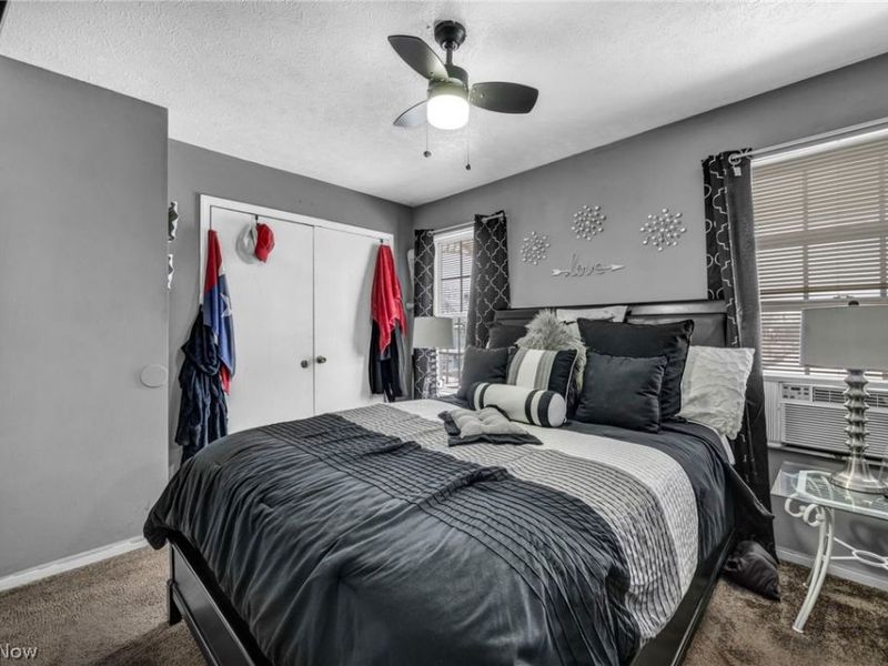12500 Woodside Avenue, Cleveland, OH 44108 Photo 28