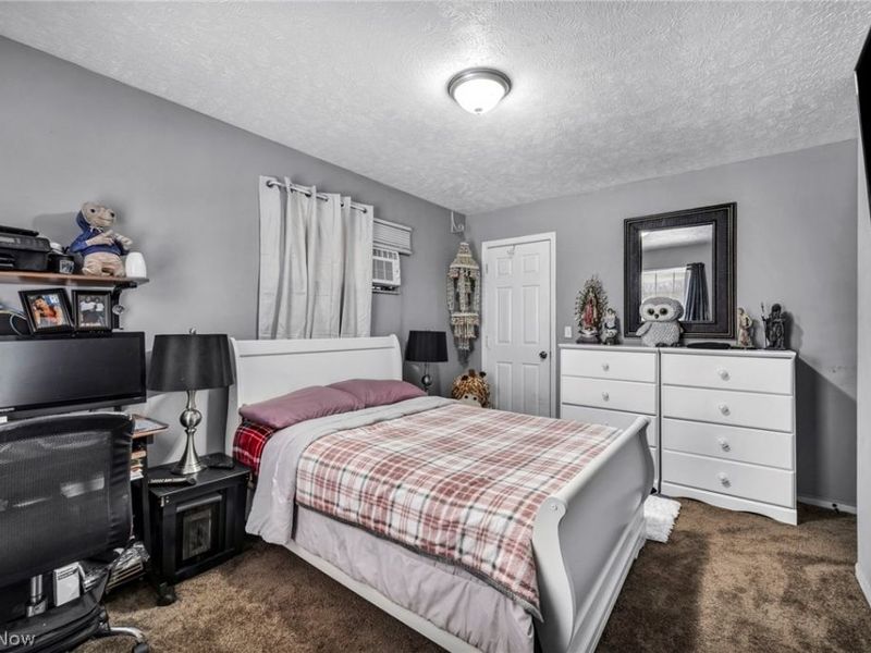 12500 Woodside Avenue, Cleveland, OH 44108 Photo 31