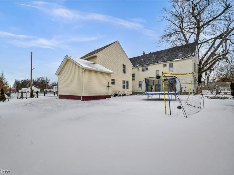 12500 Woodside Avenue, Cleveland, OH 44108 Photo 40