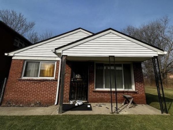 9397 Appoline Street, Detroit, MI 48228