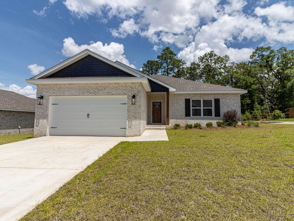 7727 Piper Circle, Milton, FL 32583