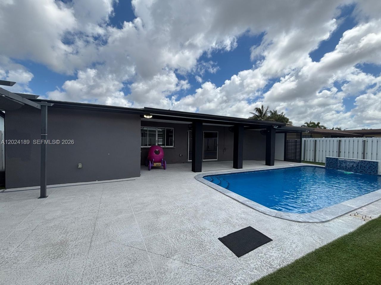 8460 NW 21st St , Sunrise, FL 33322 Photo