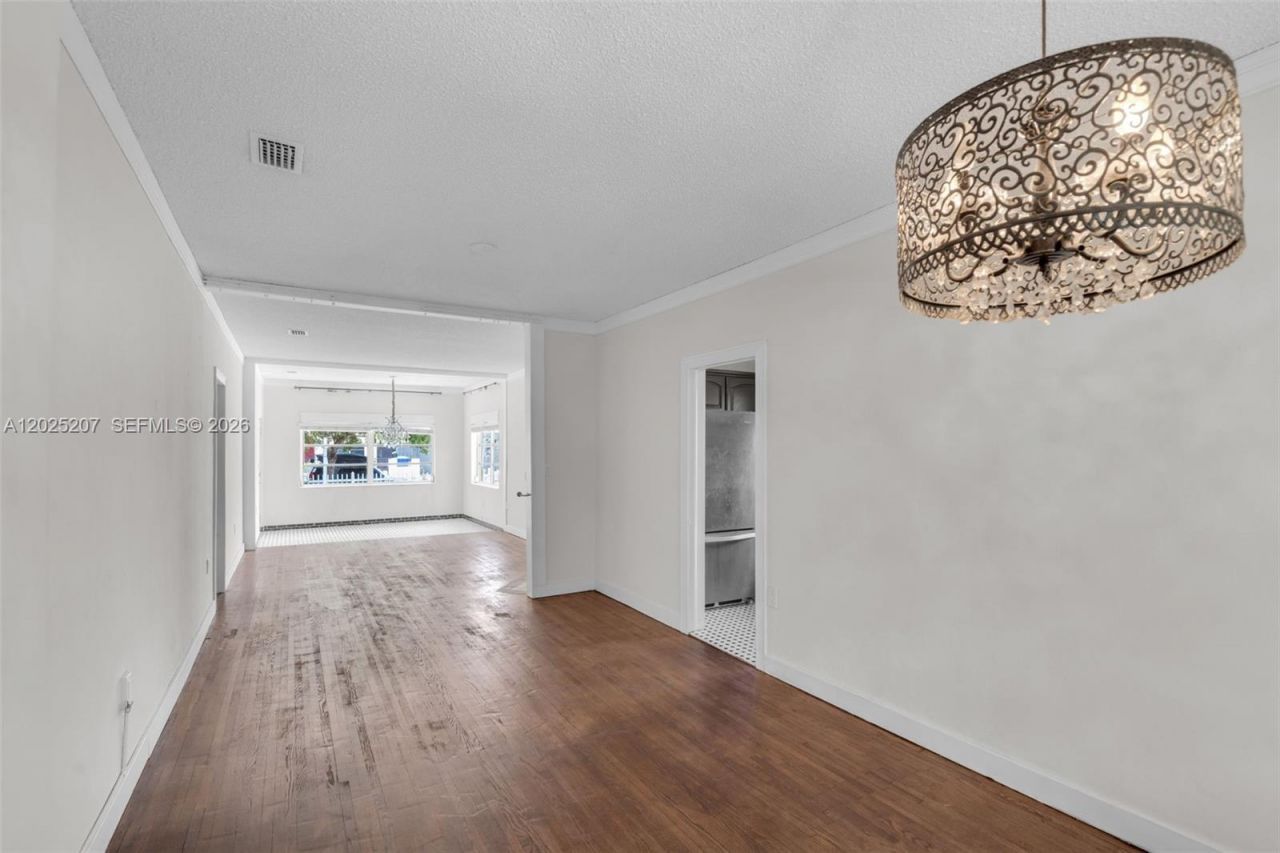 1811 SW 17th Ter , Miami, FL 33145 Photo