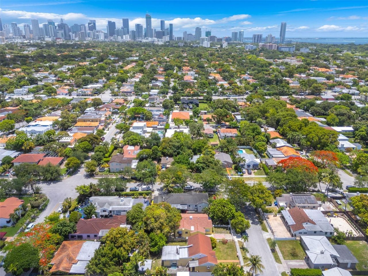 1811 SW 17th Ter , Miami, FL 33145 Photo