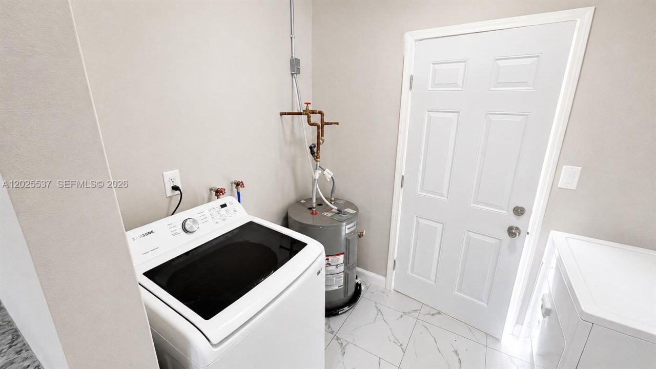 2954 NW 192nd Ter , Miami Gardens, FL 33056 Photo