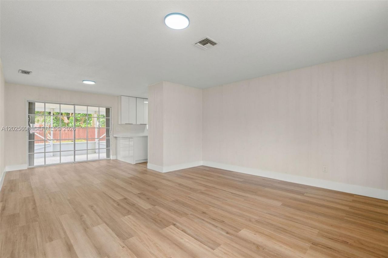 5726 Karen Dr , West Palm Beach, FL 33415 Photo