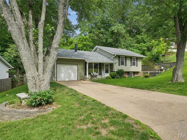 2115 Ayrshire Court, Imperial, MO 63052
