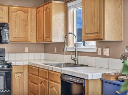112 Walker Street, Gardnerville, NV 89410 Photo