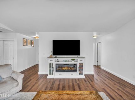 112 Walker Street, Gardnerville, NV 89410 Photo