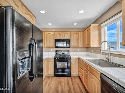 112 Walker Street, Gardnerville, NV 89410 Photo
