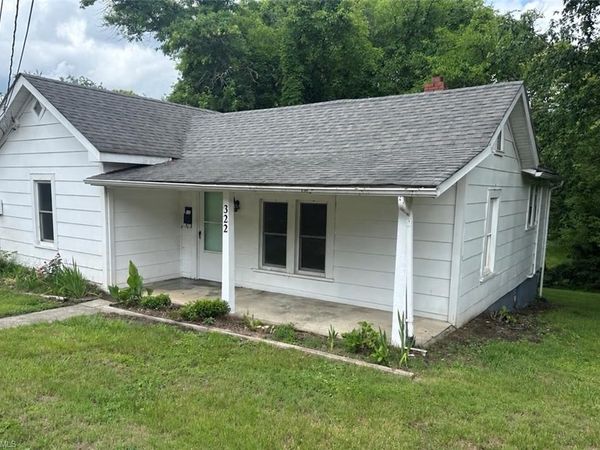 322 Hadley Street, Mount Airy, NC 27030