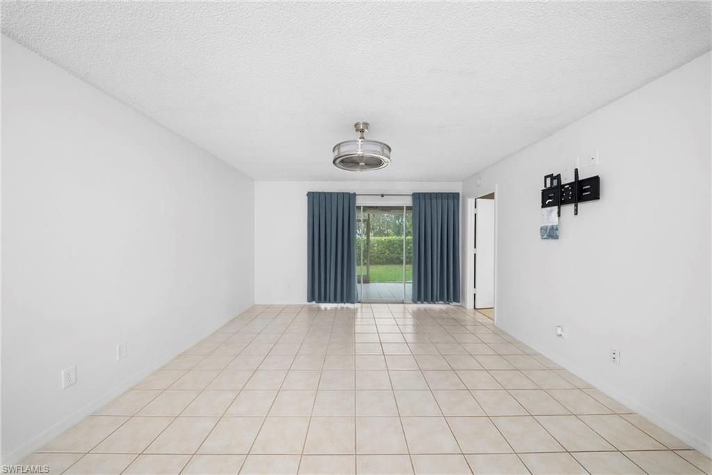 7761 Jewel Ln, Unit 102, Naples, FL 34109 Photo