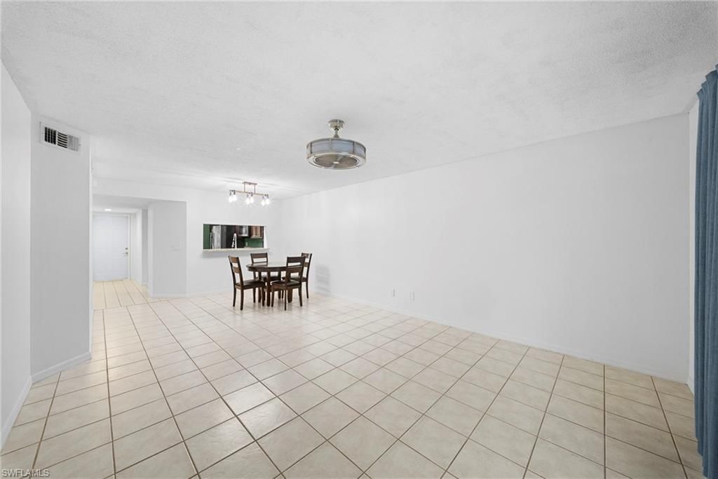 7761 Jewel Ln, Unit 102, Naples, FL 34109 Photo