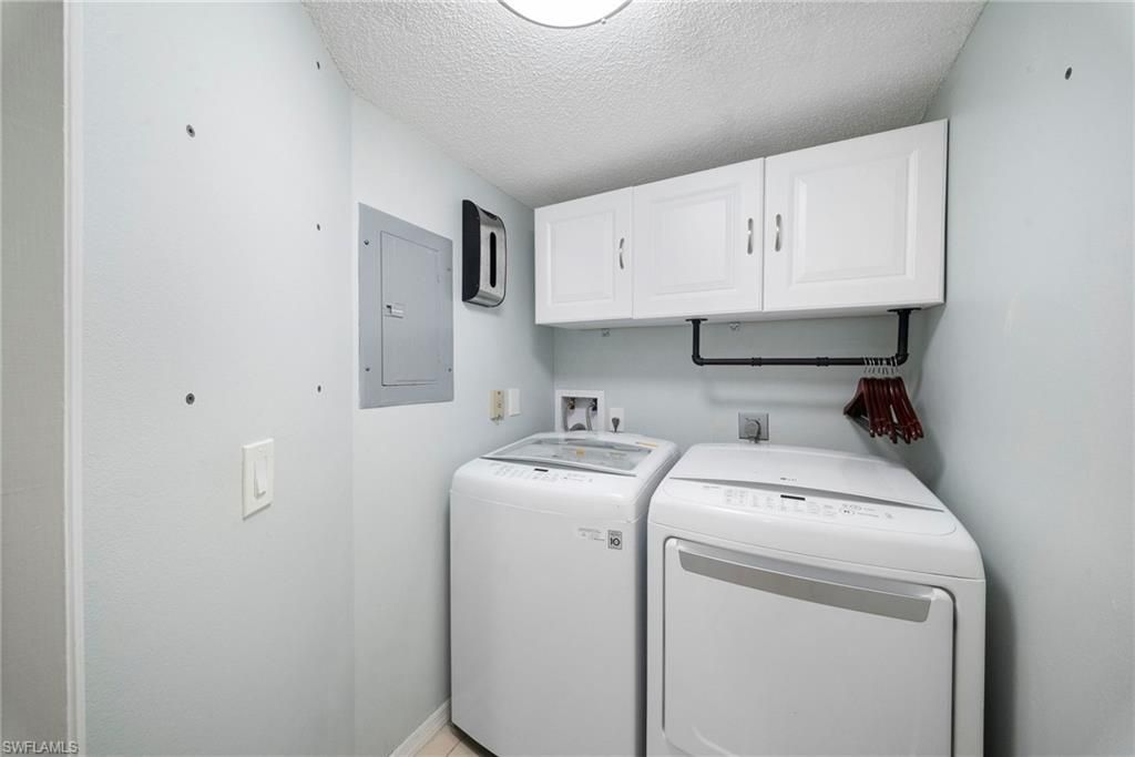 7761 Jewel Ln, Unit 102, Naples, FL 34109 Photo