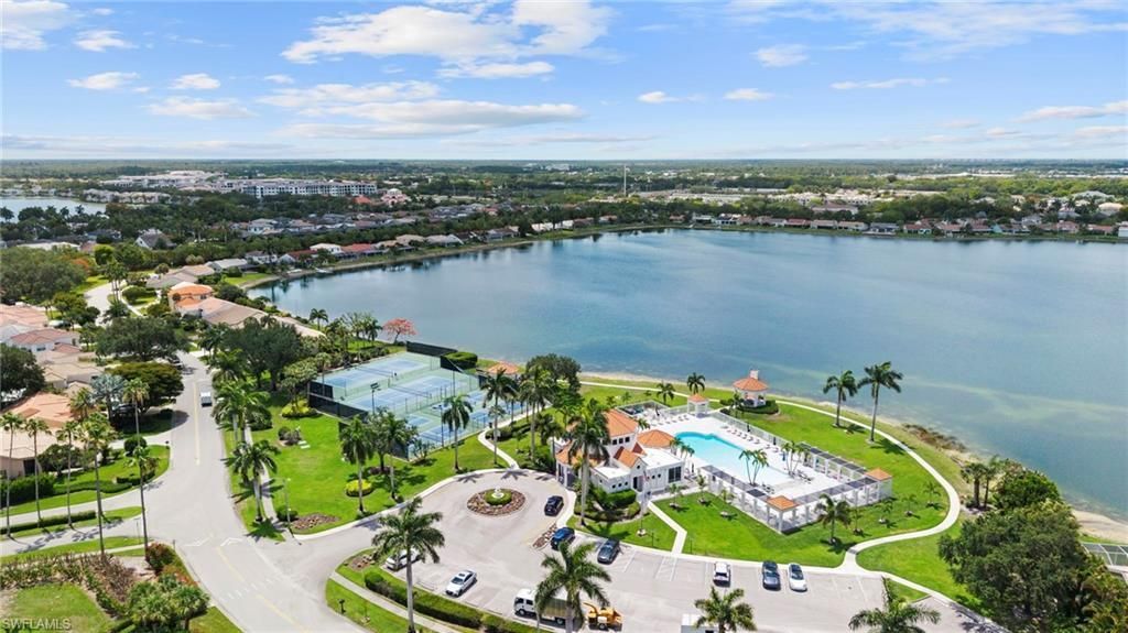 7761 Jewel Ln, Unit 102, Naples, FL 34109 Photo