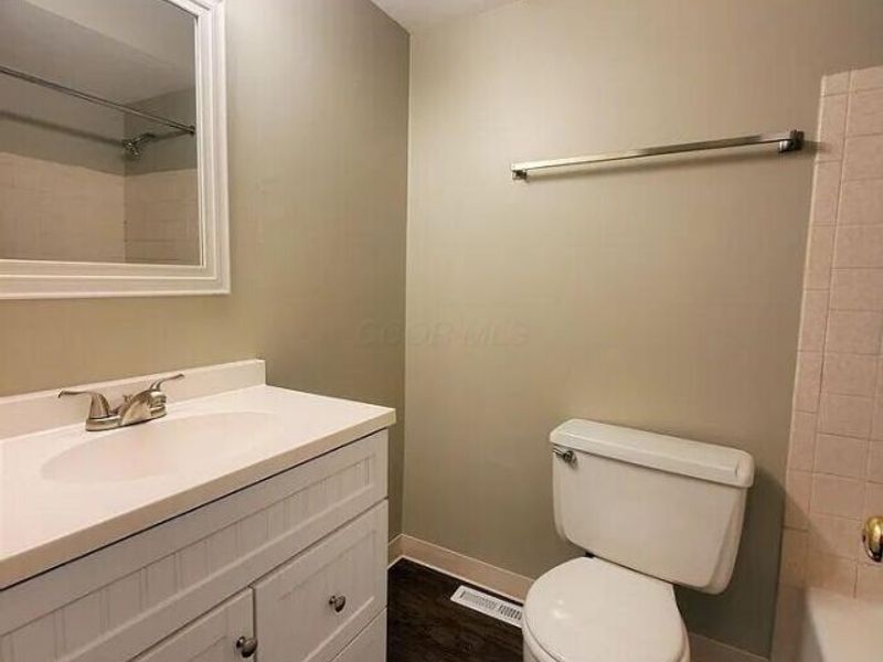 4714-4716 Arthur Court, Columbus, OH 43220 Photo 17