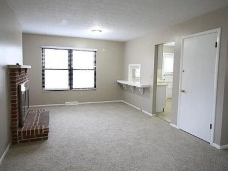 4714-4716 Arthur Court, Columbus, OH 43220 Photo 4
