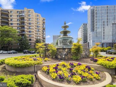 8360 GREENSBORO DRIVE, Unit 102, MCLEAN, VA 22102