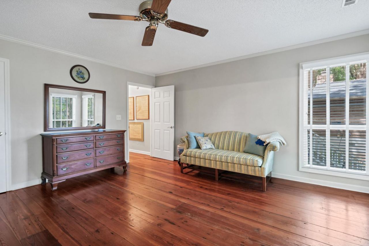 8362 Chisolm Plantation Road Photo 19