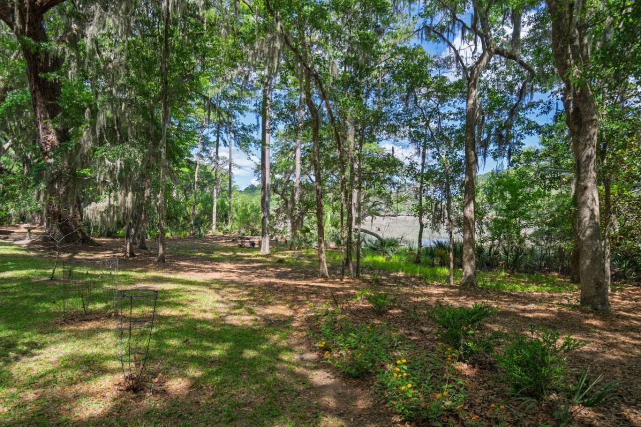 8362 Chisolm Plantation Road Photo 44