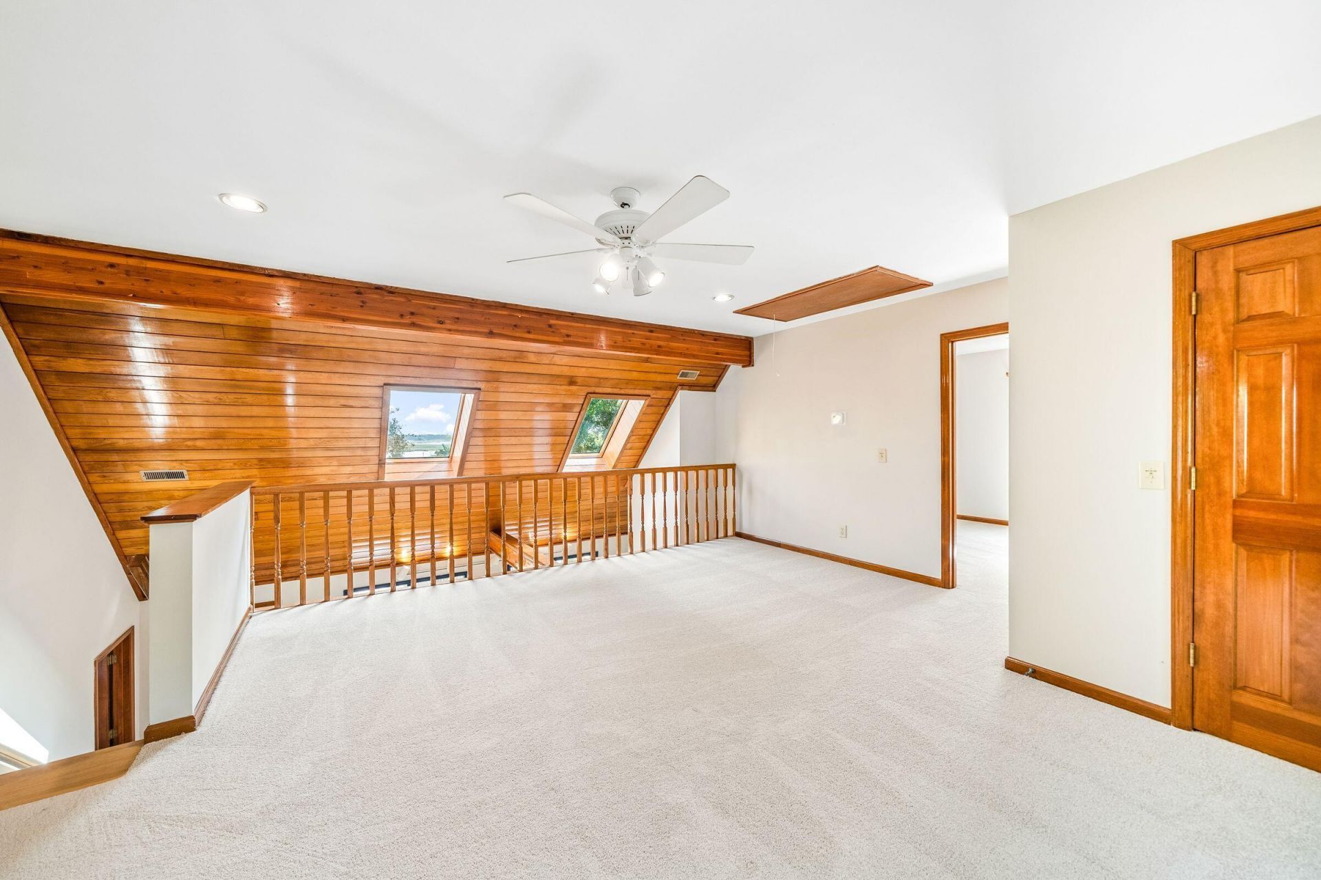 1019 Seacrest Lane Photo 34