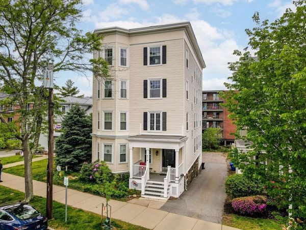 374 Massachusetts Ave, Unit 3, Arlington, MA 02474