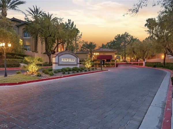 8725 Red Rio Drive , Unit 203, Las Vegas, NV 89128
