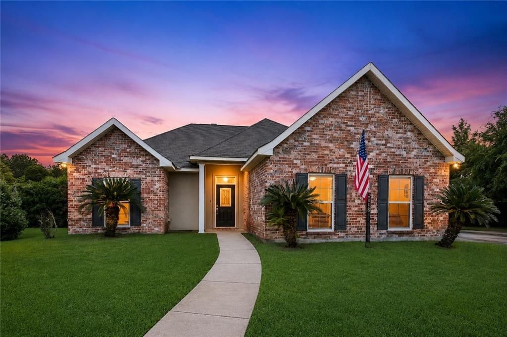 28441 APPLE BLOSSOM Lane , Ponchatoula, LA 70454