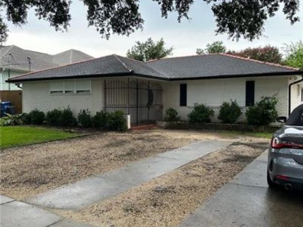 5526 PRATT Drive , New Orleans, LA 70122