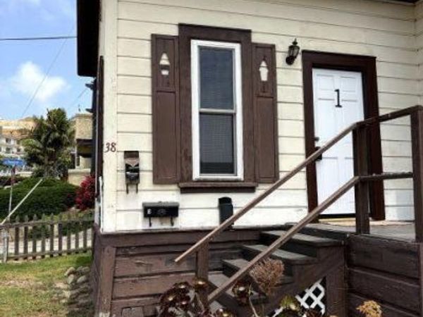 38 N Laurel Street, Unit 1, Ventura, CA 93001