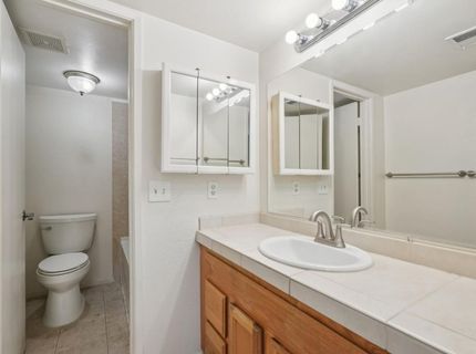 937 Fulton Ave #502, Unit 502, Sacramento, CA 95825 Photo