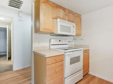 937 Fulton Ave #502, Unit 502, Sacramento, CA 95825 Photo