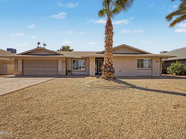17602 N CONQUISTADOR Drive, Sun City West, AZ 85375