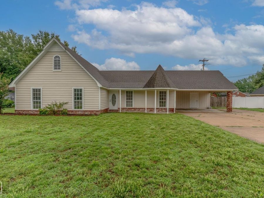Property Image 1