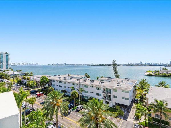 7910 E Harbor Island Dr , Unit 704, North Bay Village, FL 33141