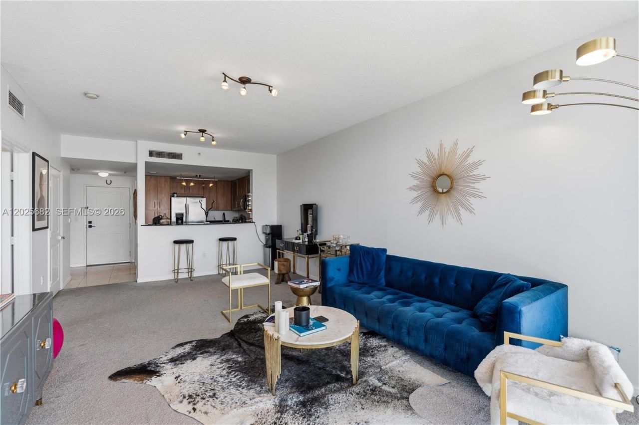 7910 Harbor Island Dr, Unit 704, North Bay Village, FL 33141 Photo