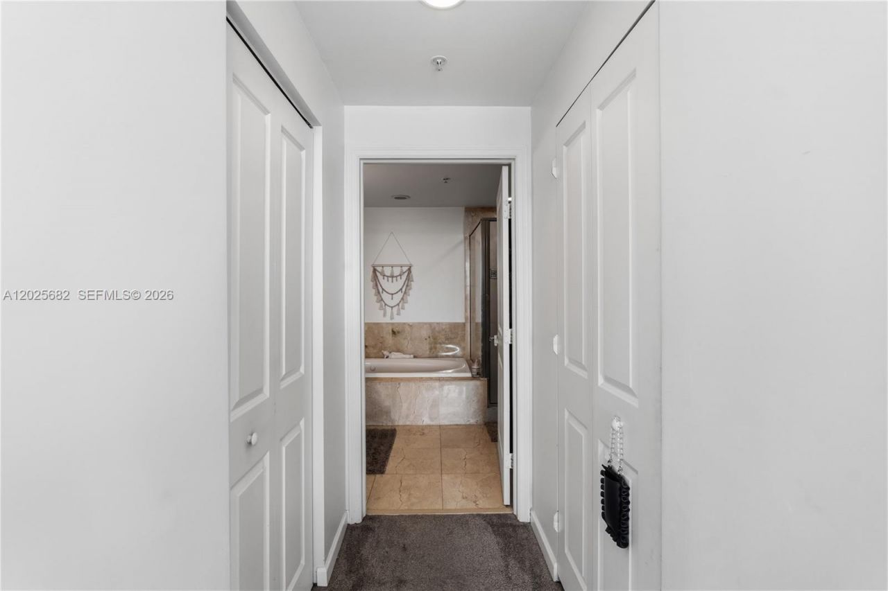 7910 Harbor Island Dr, Unit 704, North Bay Village, FL 33141 Photo