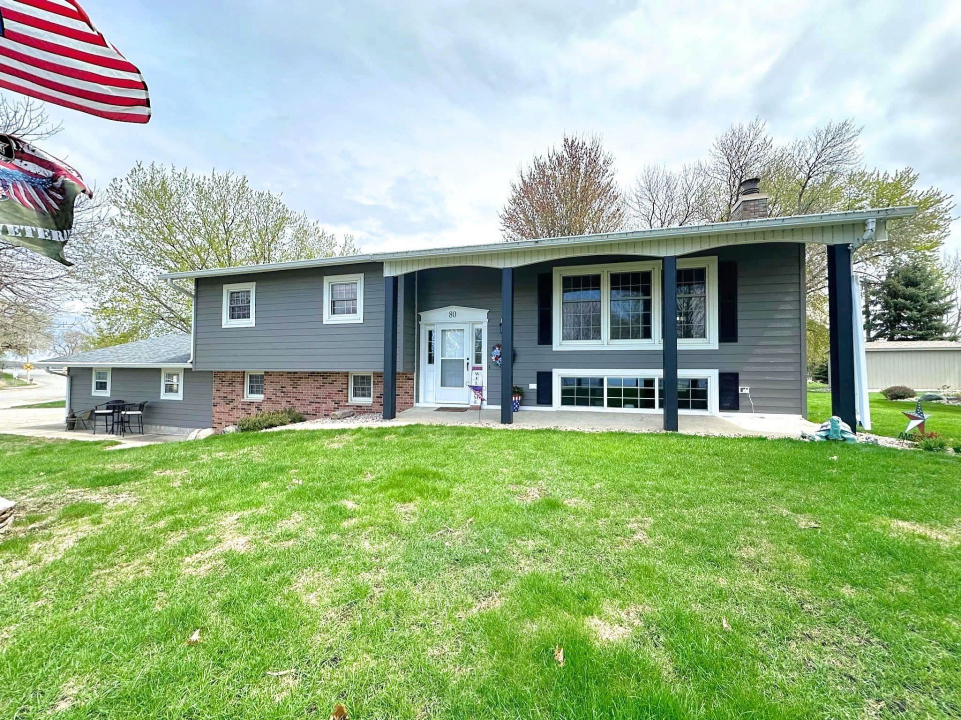 80 Lake Shore Drive , Emmetsburg, IA 50536 Main Photo