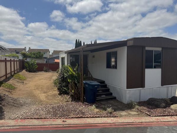 1750 Citracado Parkway, Unit 20, Escondido, CA 92029
