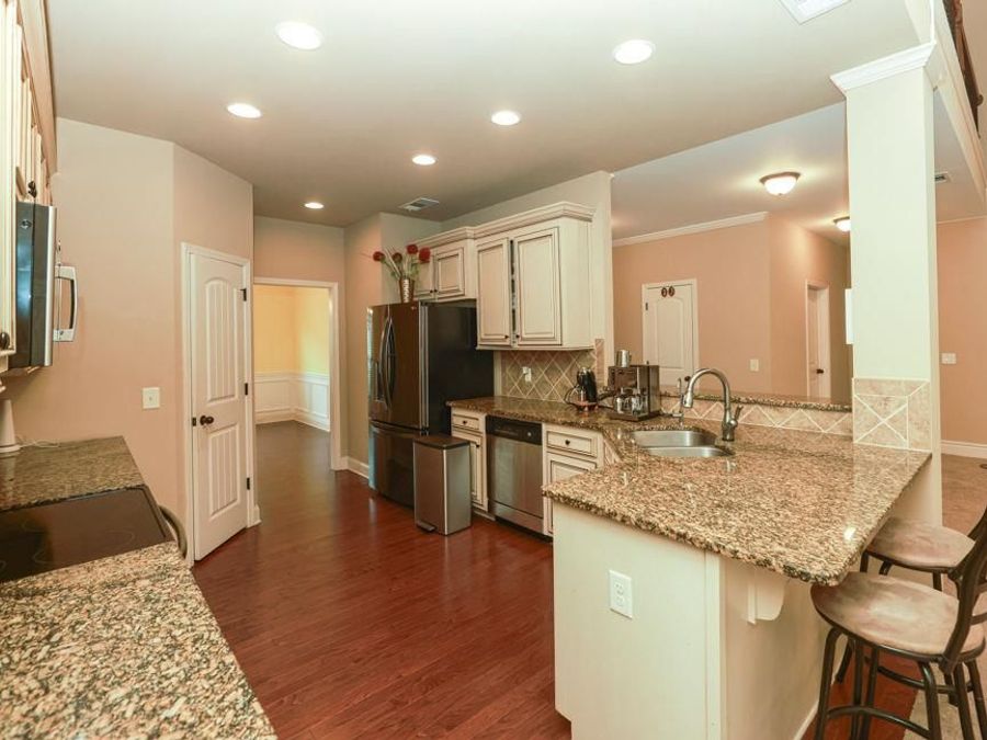 Property Image 16