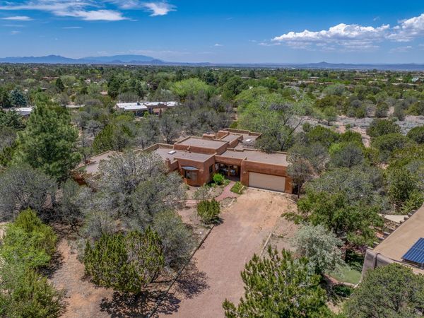 900 Trail Cross Court , Santa Fe, NM 87505