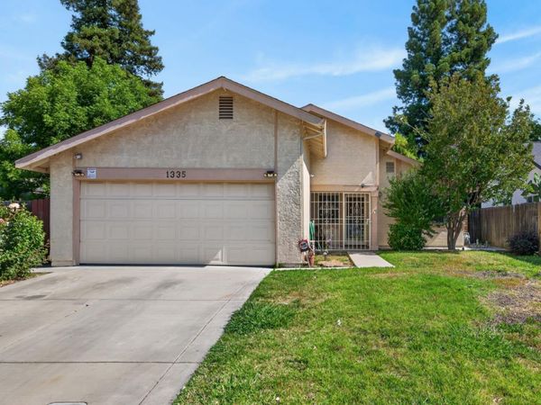 1335 Trail End Way, Sacramento, CA 95834