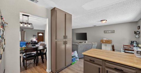 1335 Trail End Way, Sacramento, CA 95834 Photo