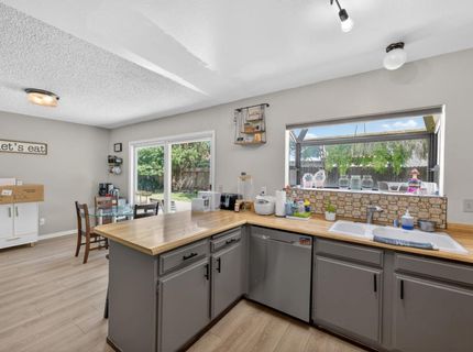 1335 Trail End Way, Sacramento, CA 95834 Photo