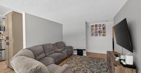 1335 Trail End Way, Sacramento, CA 95834 Photo