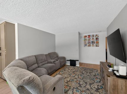 1335 Trail End Way, Sacramento, CA 95834 Photo