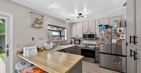 1335 Trail End Way, Sacramento, CA 95834 Photo