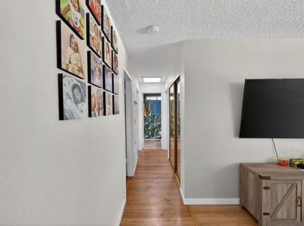 1335 Trail End Way, Sacramento, CA 95834 Photo